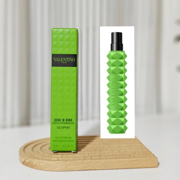 New Valentino Donna Born in Roma Green Stravaganza edp Spray 0.33oz/ 10ml - Picture 1 of 1